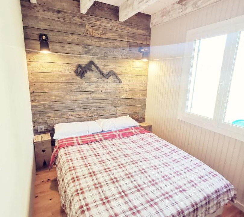 Photo of Bedroom in Saint-Sauveur-Camprieu