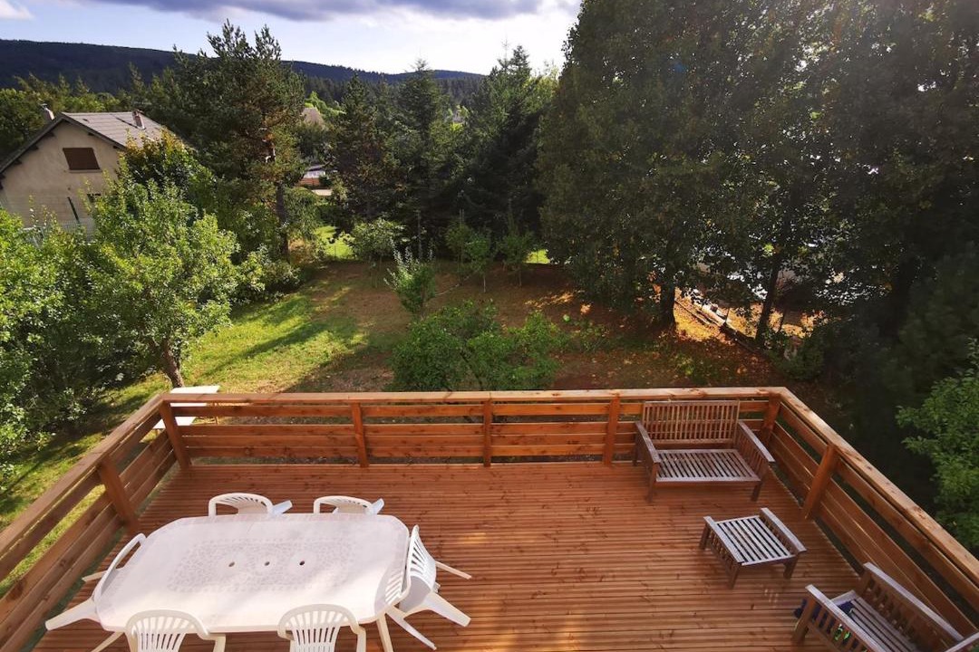 Photo of Patio Balcony in Saint-Sauveur-Camprieu