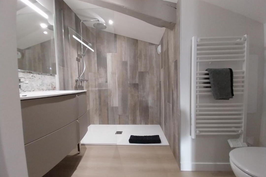 Photo of Bathroom in Pouzauges