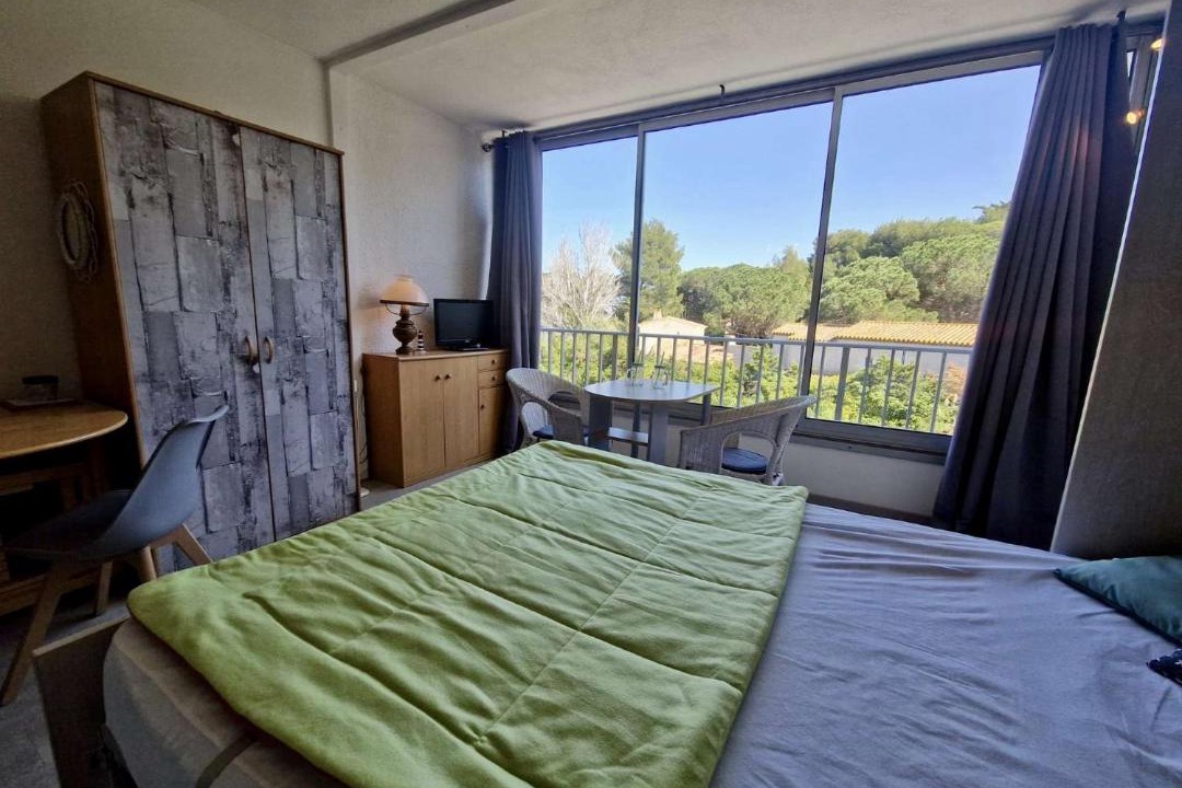 Photo of Bedroom in Saint-Cyprien Plage