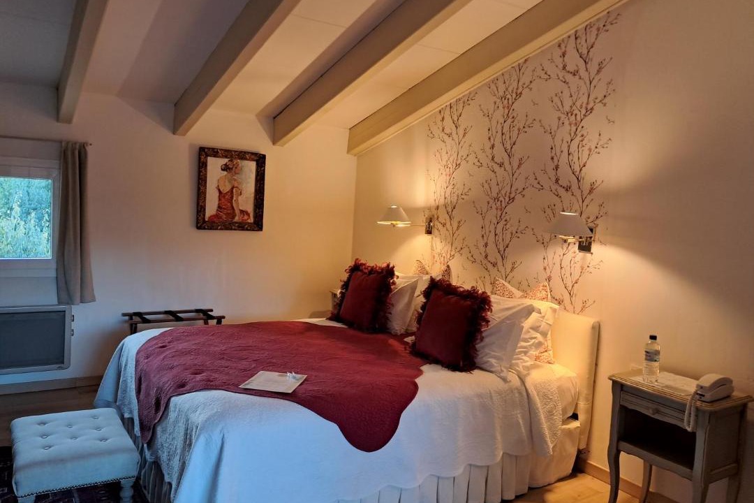 Photo of Bedroom in Reynes