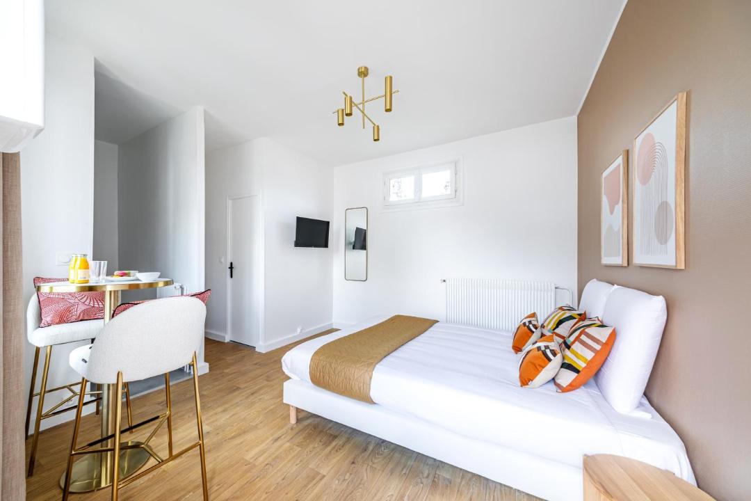 Photo of Bedroom in Issy-les-Moulineaux