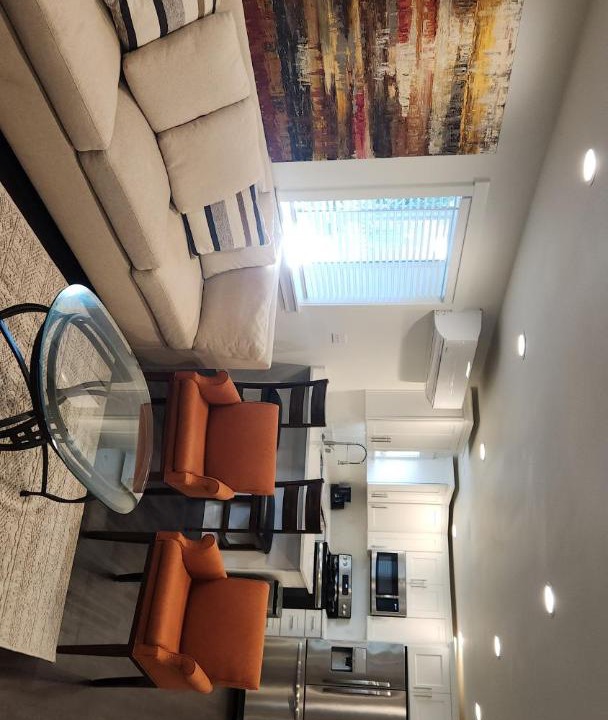 Photo of Livingroom in Eastside