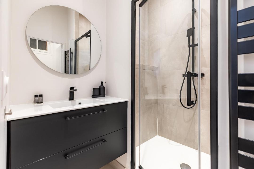 Photo of Bathroom in Porte-Dauphine