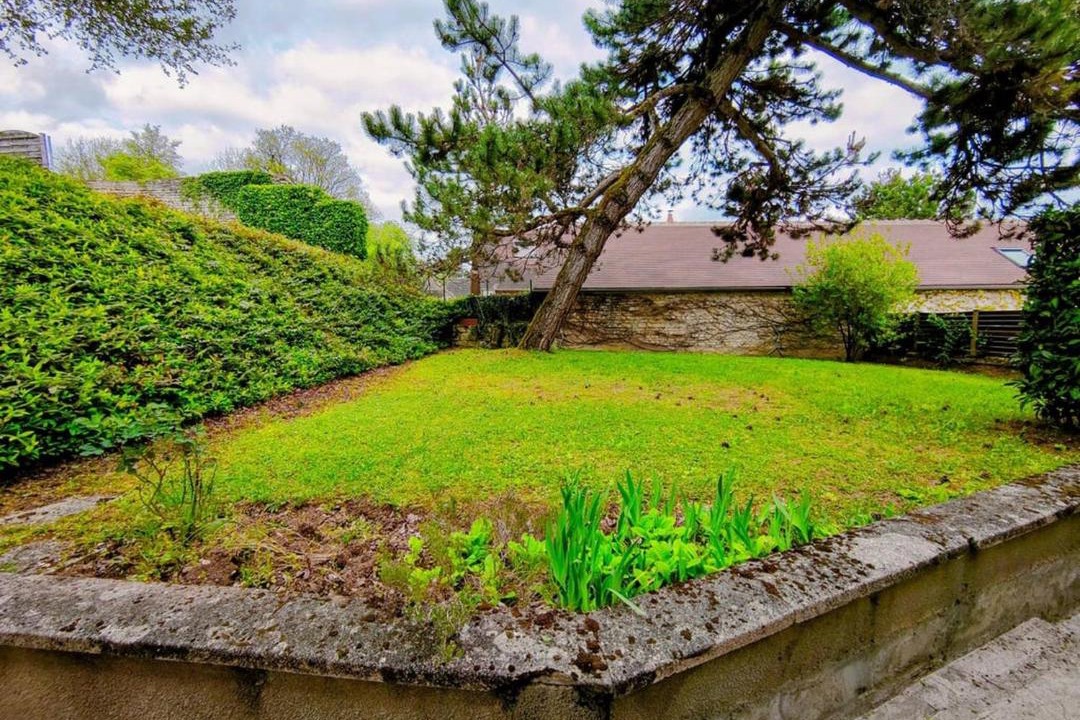 Photo of Others in Mige