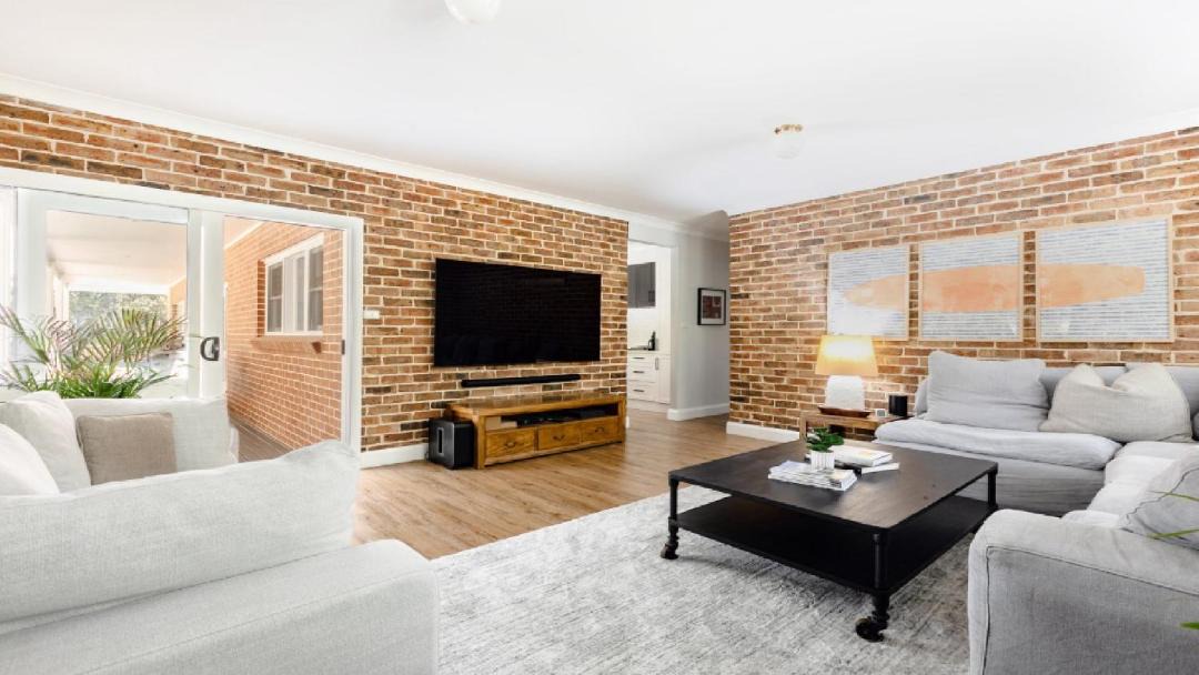 Photo of Livingroom in Macmasters Beach