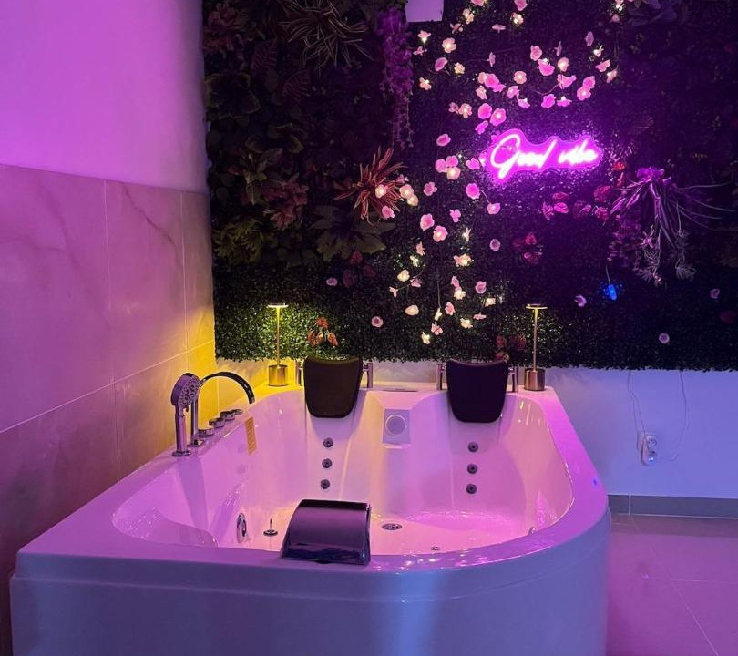 Photo of Bathroom in Naintre