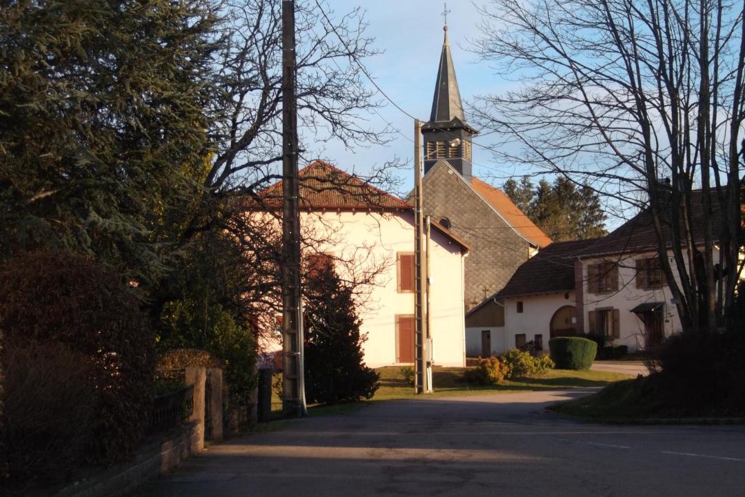 Photo of Others in Le Puid