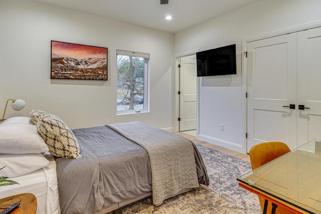 Photo of Bedroom in East Central