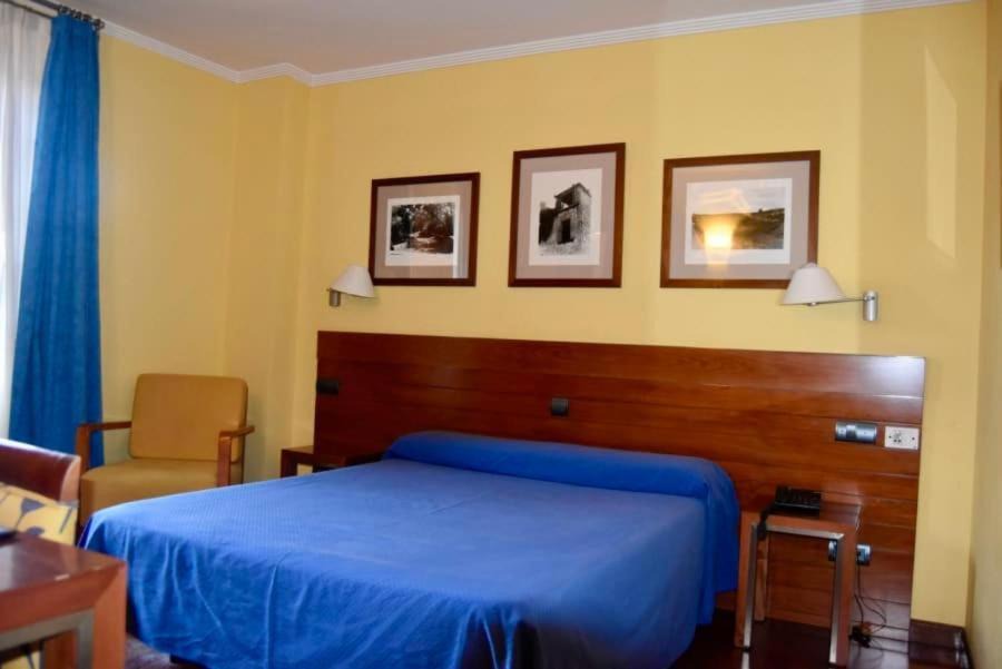 Photo of Bedroom in Sepulveda