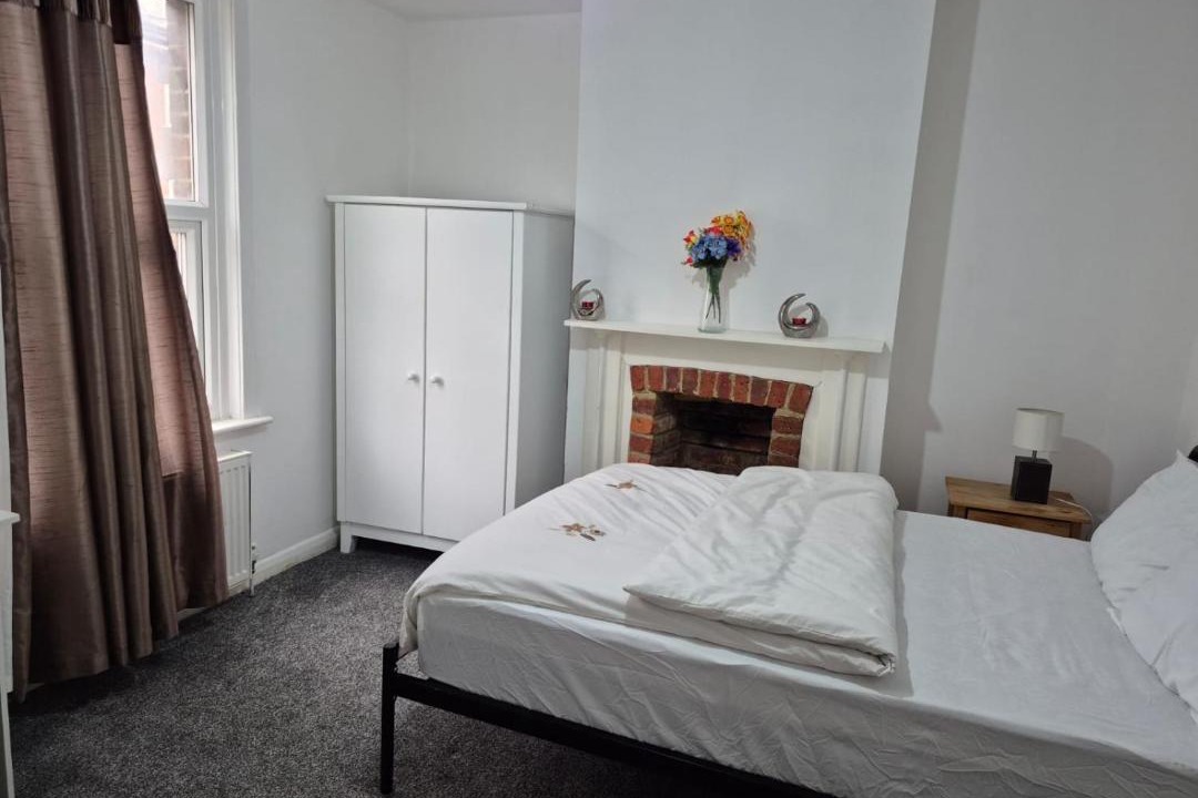 Photo of Bedroom in Rushmoor District