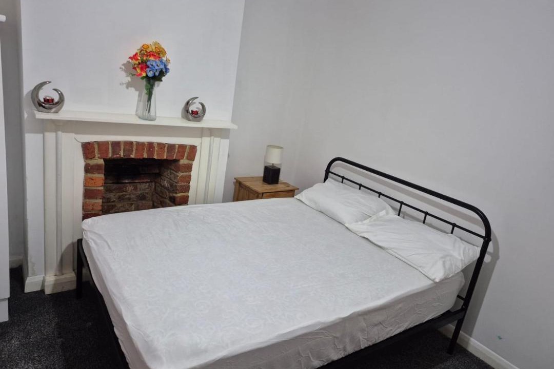 Photo of Bedroom in Rushmoor District