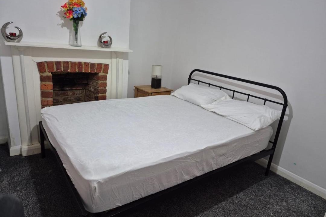 Photo of Bedroom in Rushmoor District