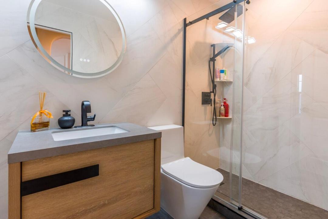 Photo of Bathroom in Daybreak