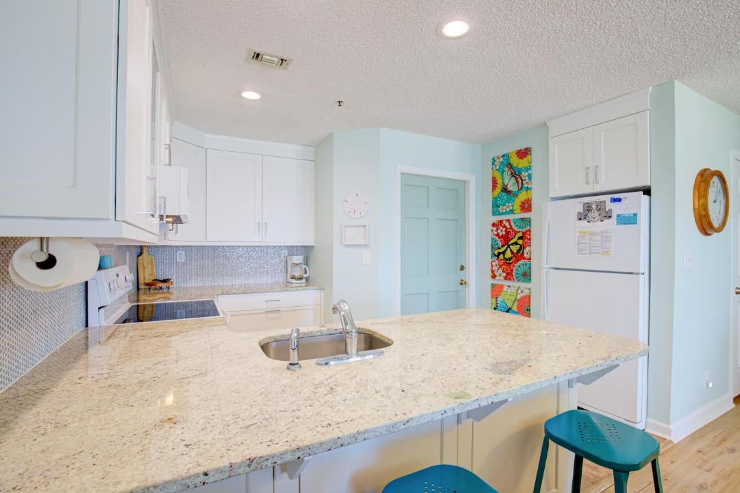 Photo of Kitchen in North Topsail Beach