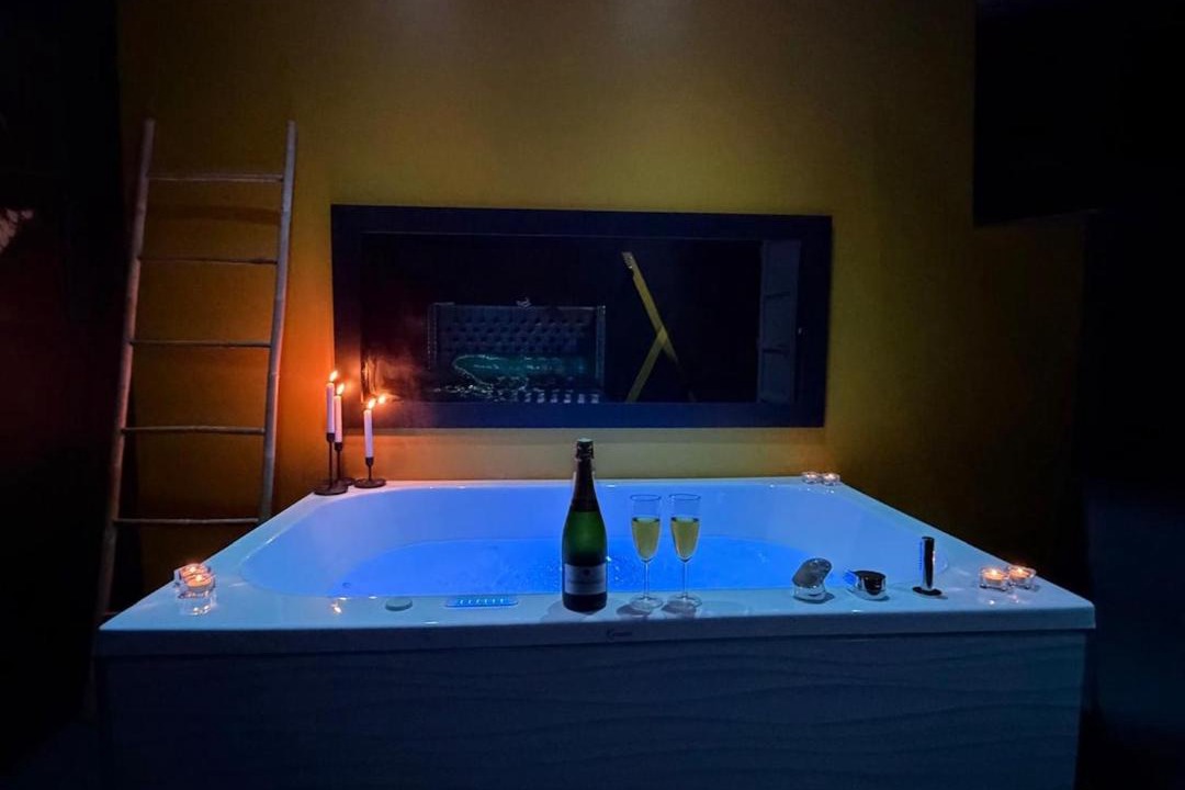 Photo of Bathroom in Carbonne