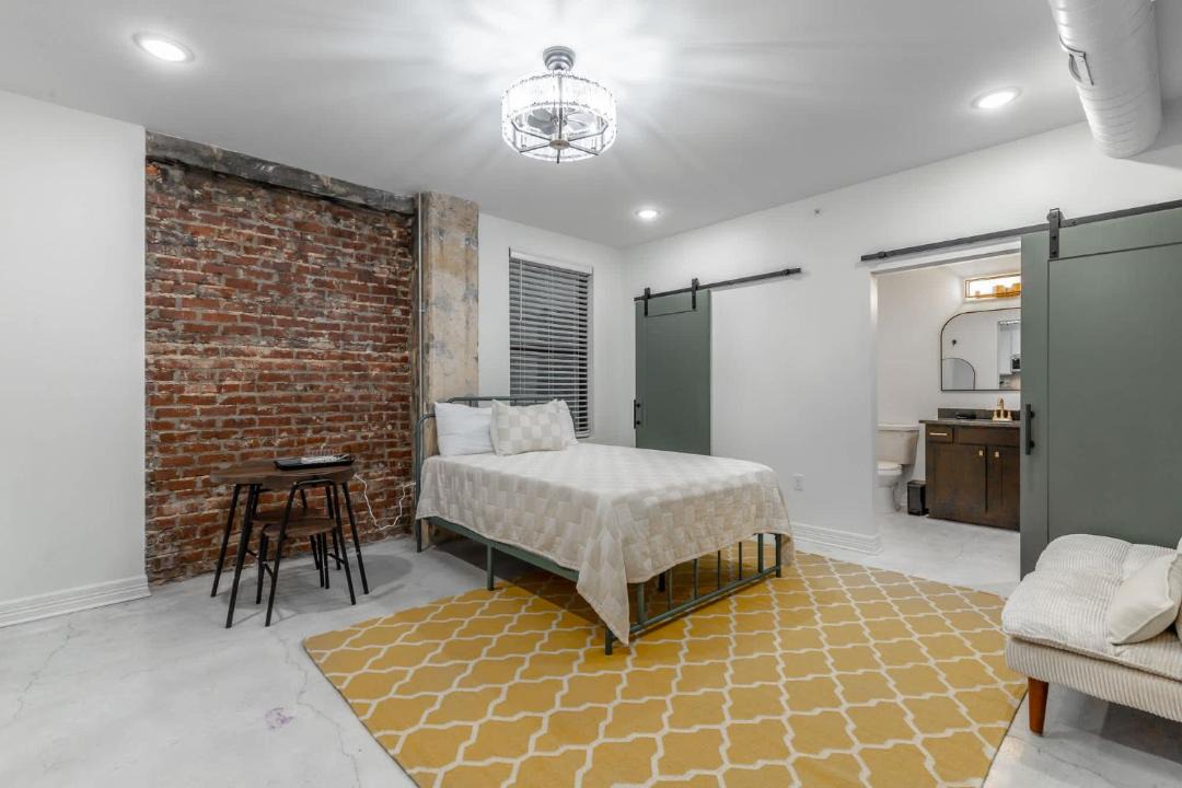 Photo of Bedroom in Downtown Chattanooga