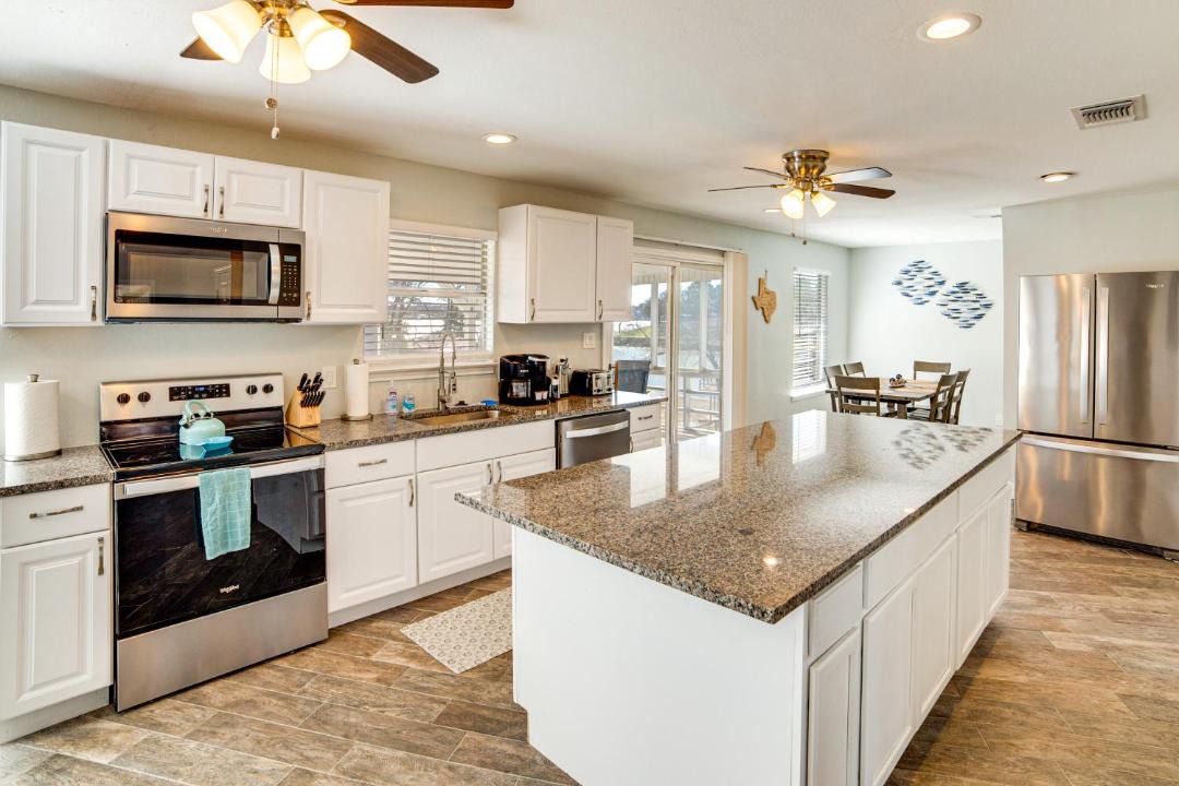 Photo of Kitchen in Seven Points