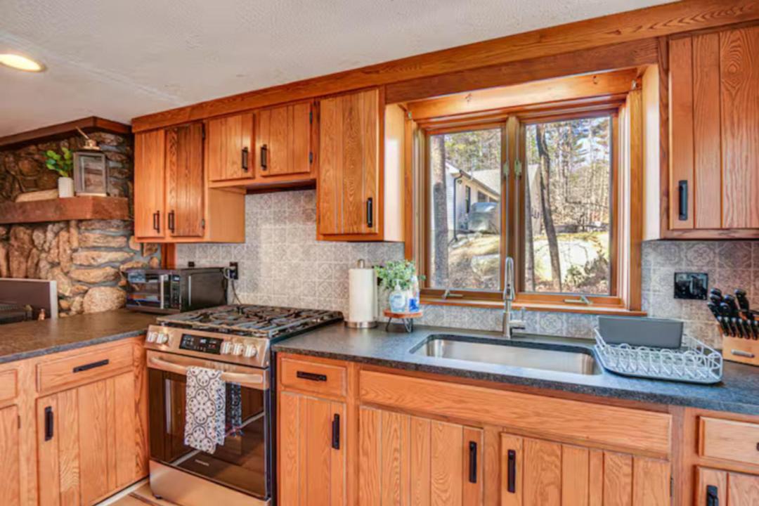 Photo of Kitchen in Alton
