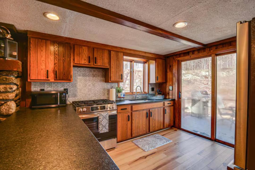Photo of Kitchen in Alton