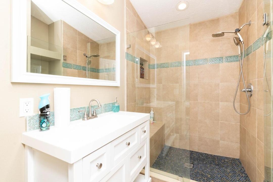 Photo of Bathroom in Riverview