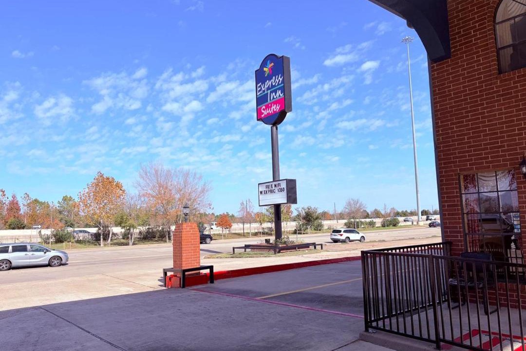 Photo of Others in Barker