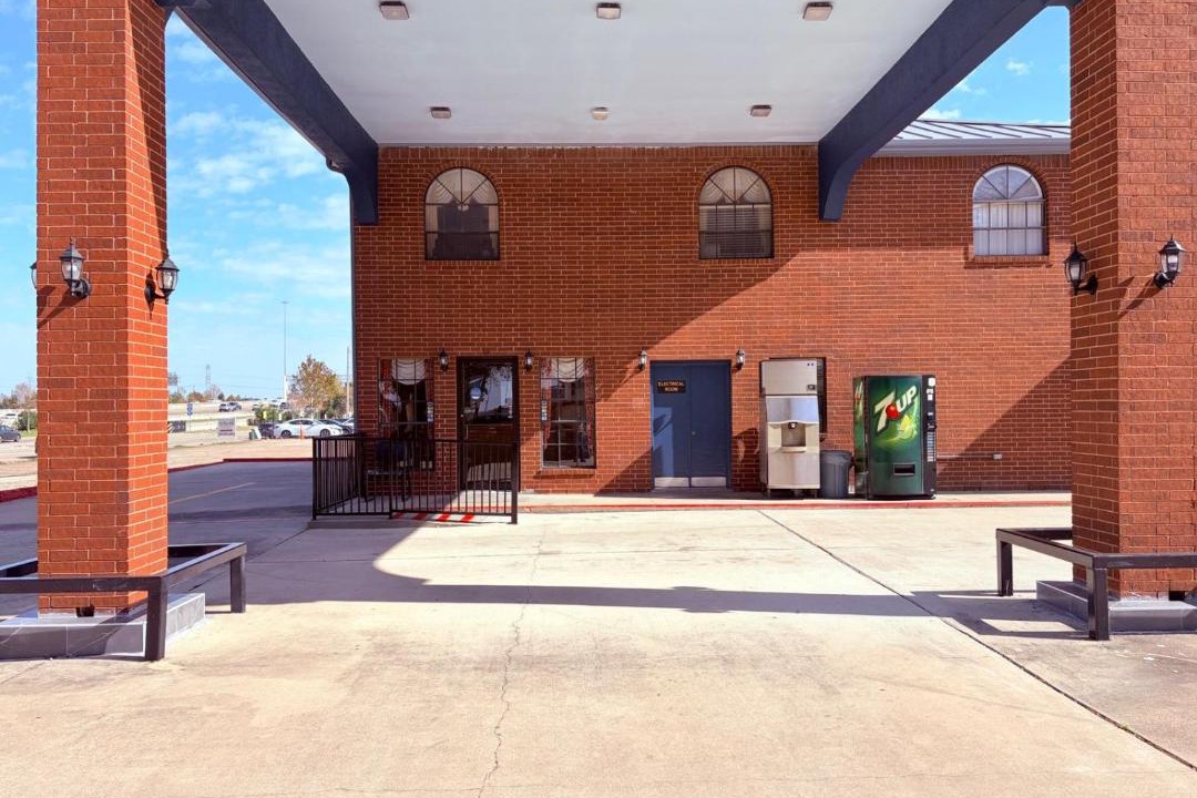 Photo of Others in Barker