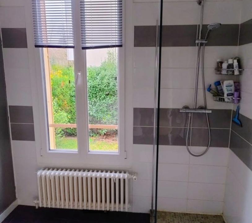 Photo of Bathroom in Rosny-sous-Bois
