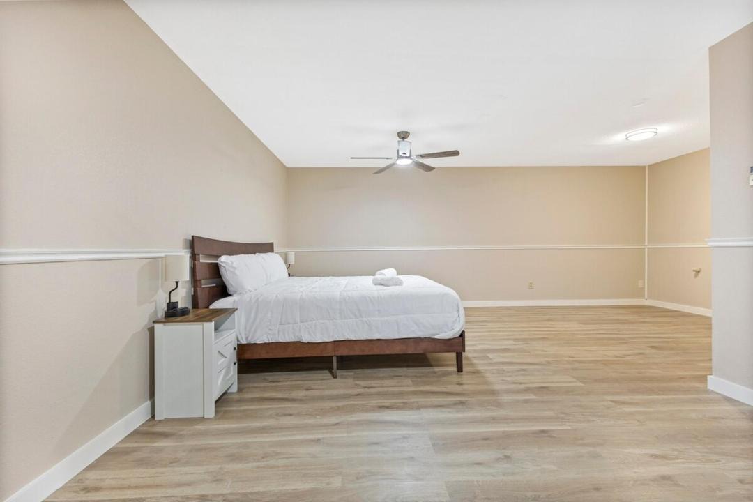 Photo of Bedroom in South Side