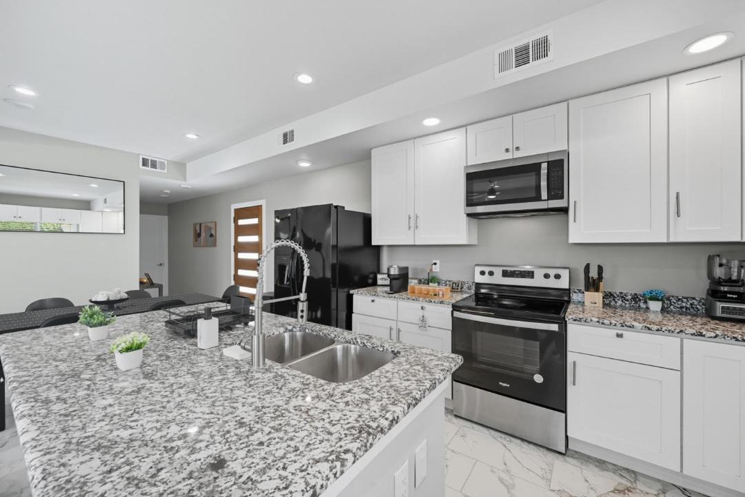 Photo of Kitchen in West Dallas