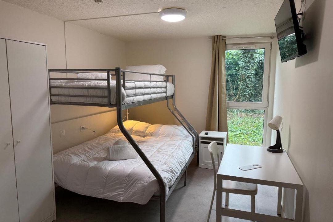 Photo of Bedroom in Claye-Souilly