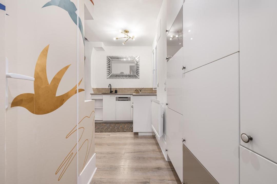 Photo of Bathroom in Quartier de la Folie-Mericourt