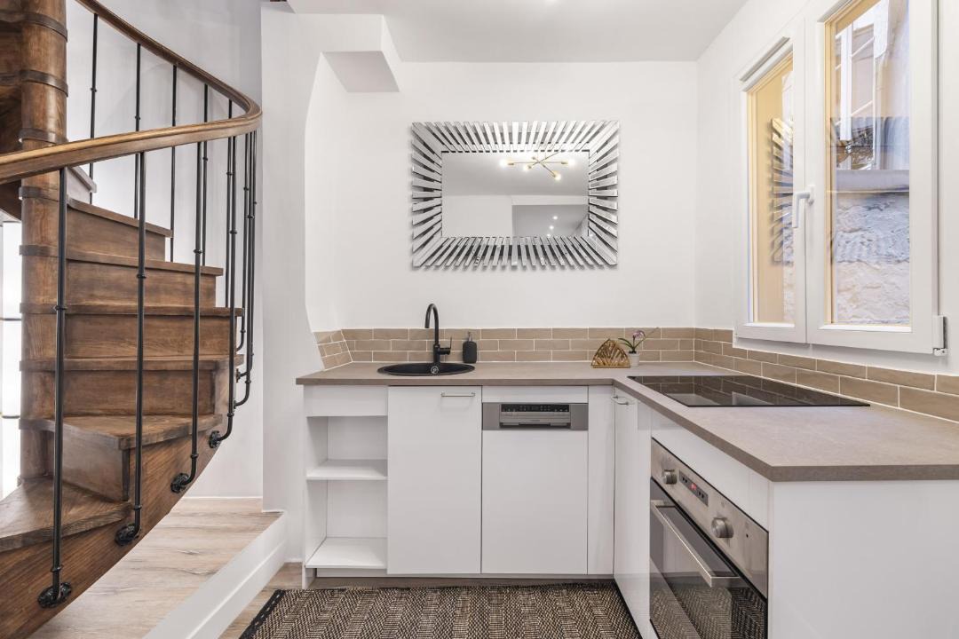 Photo of Kitchen in Quartier de la Folie-Mericourt