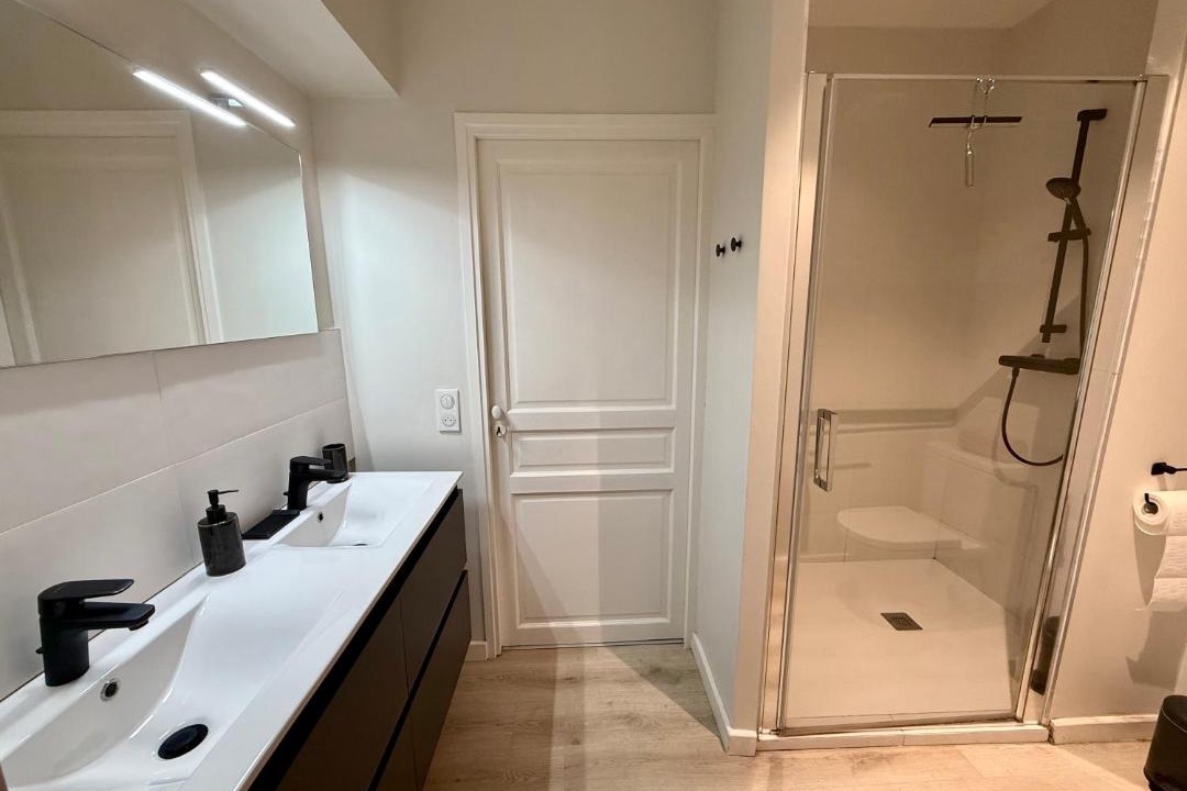 Photo of Bathroom in Aix-les-Bains
