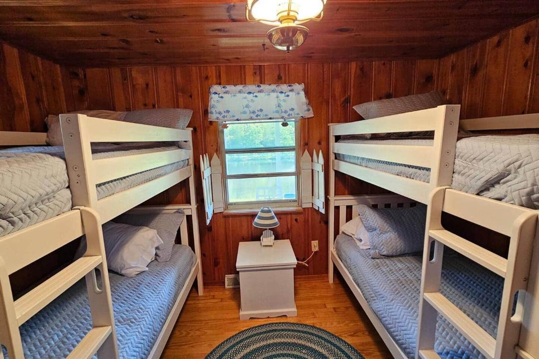 Photo of Bedroom in Grubville
