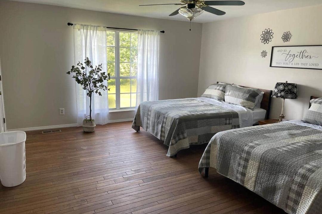 Photo of Bedroom in Grubville