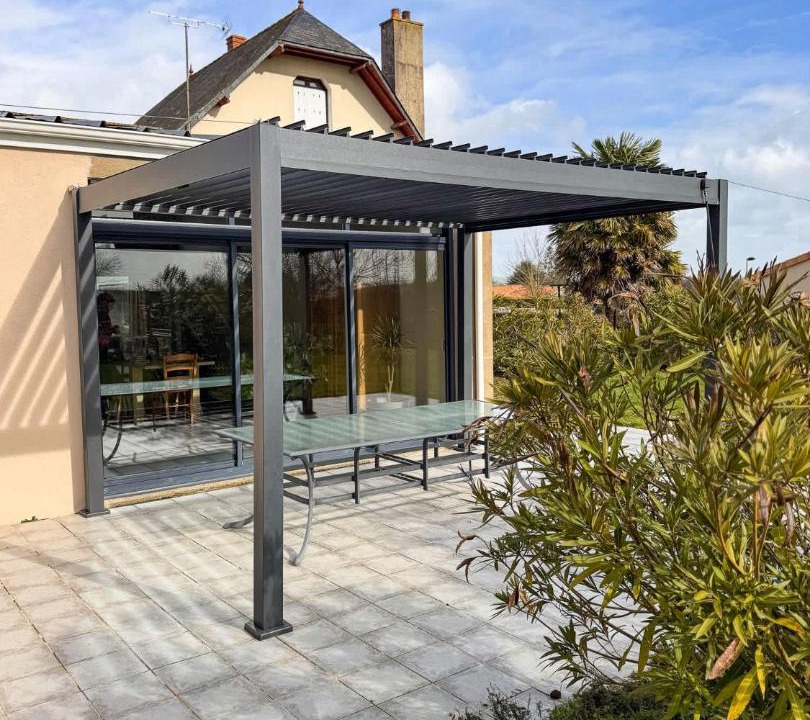 Photo of Patio Balcony in Saint-Paul-en-Pareds