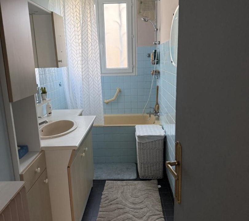 Photo of Bathroom in Blangy-sur-Bresle