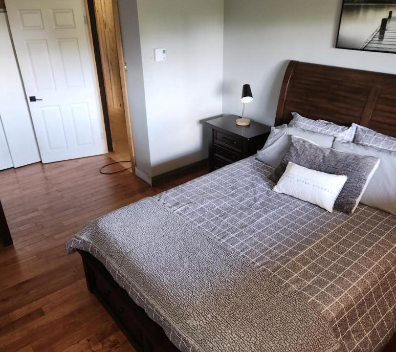 Photo of Bedroom in Grenville-sur-la-Rouge