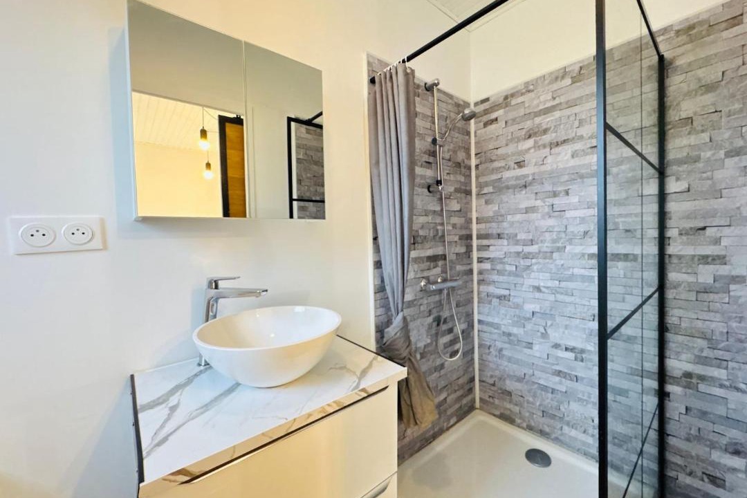 Photo of Bathroom in Noyen-sur-Sarthe