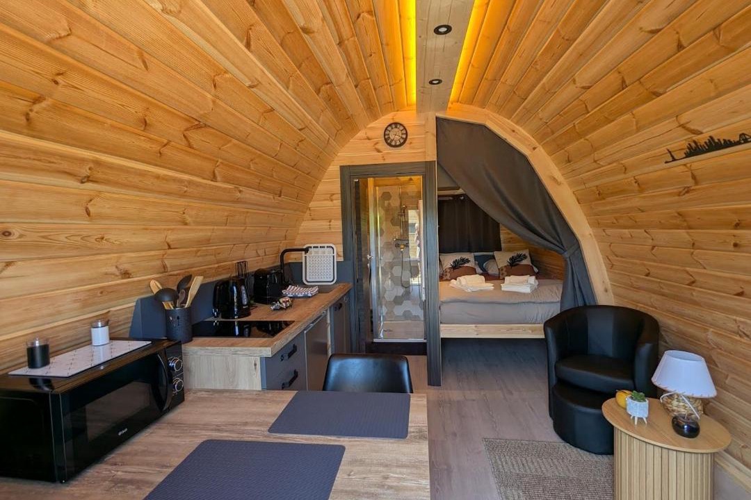 Photo of Others in Rainville