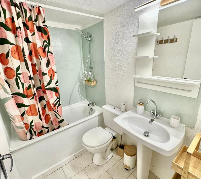 Photo of Bathroom in Fitou