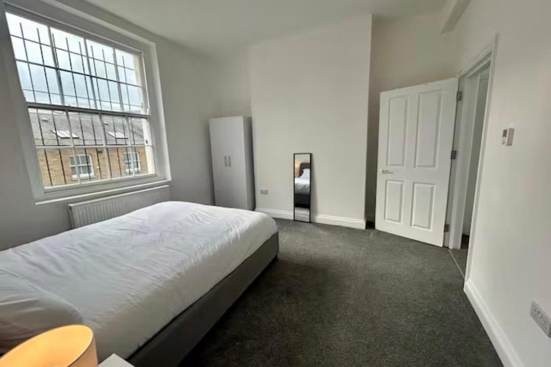 Photo of Bedroom in Shadwell