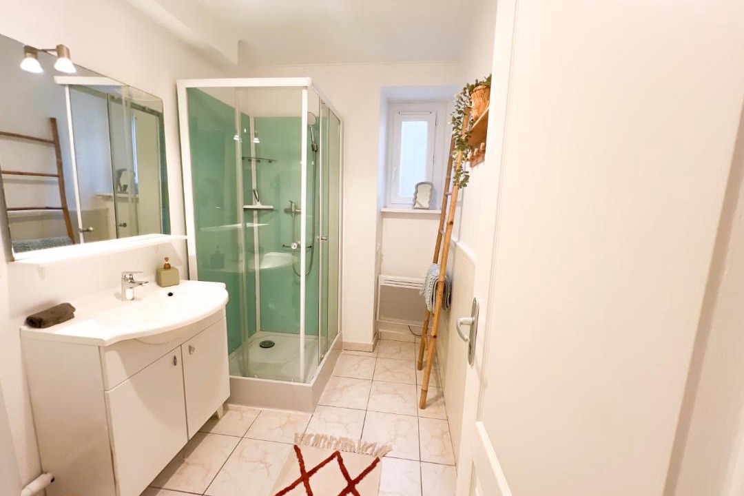 Photo of Bathroom in Trignac