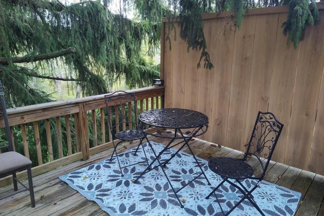 Photo of Patio Balcony in Camptown