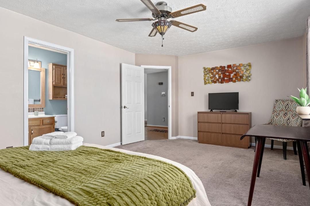 Photo of Bedroom in Acton
