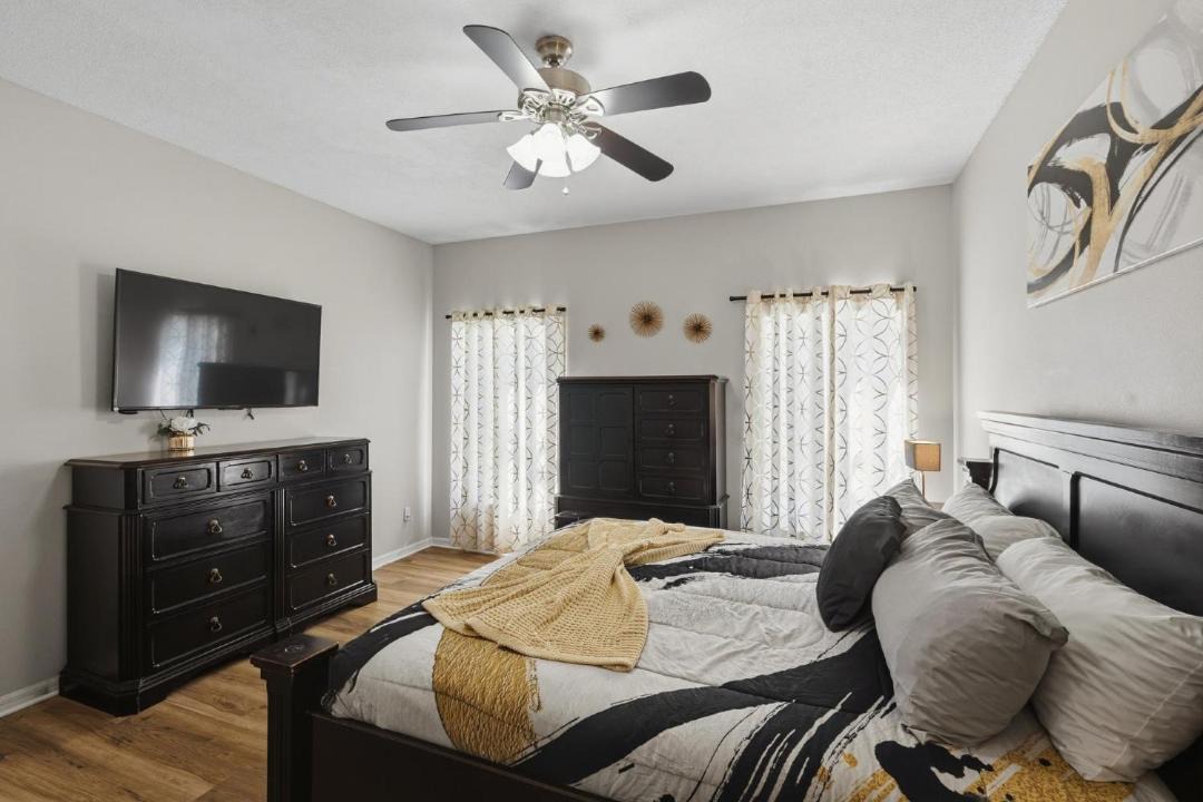 Photo of Others in Lake Davenport Estates