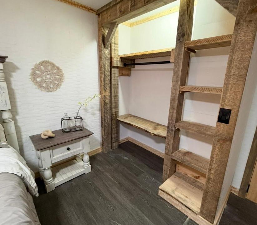 Photo of Others in Dalton