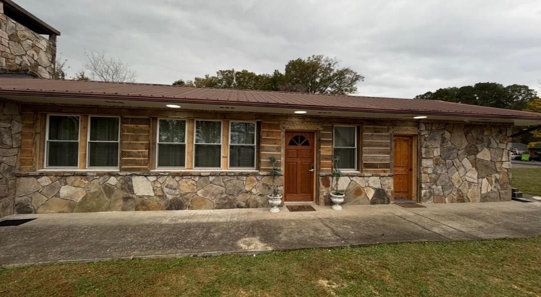 Photo of Others in Dalton