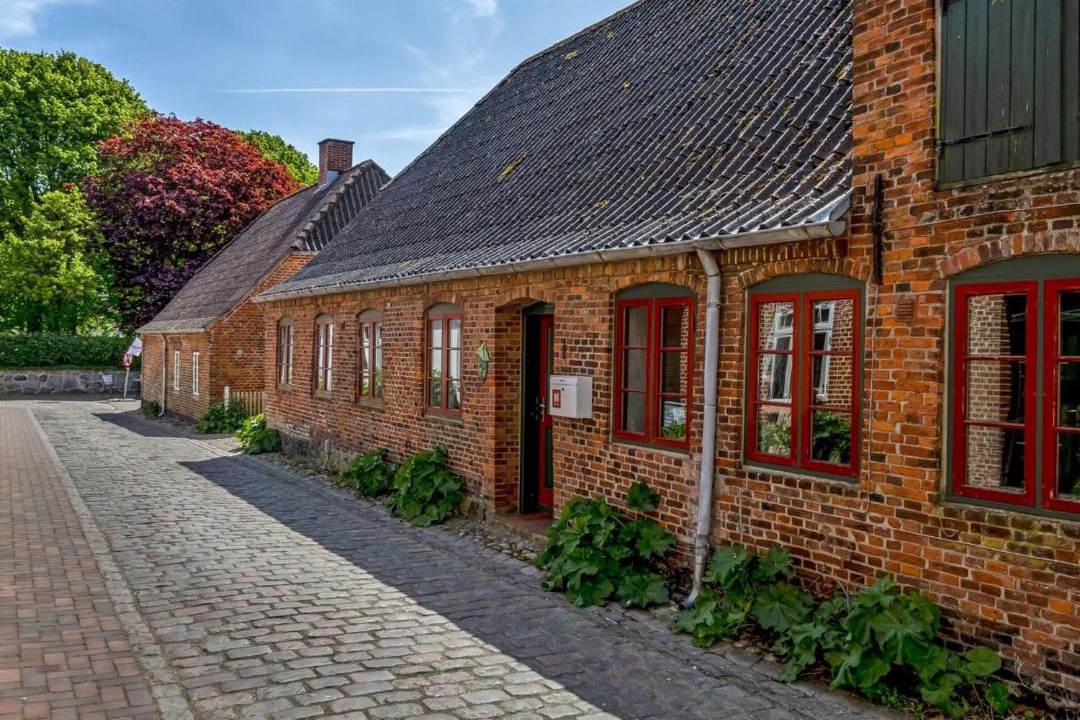 Photo of Others in Hojer